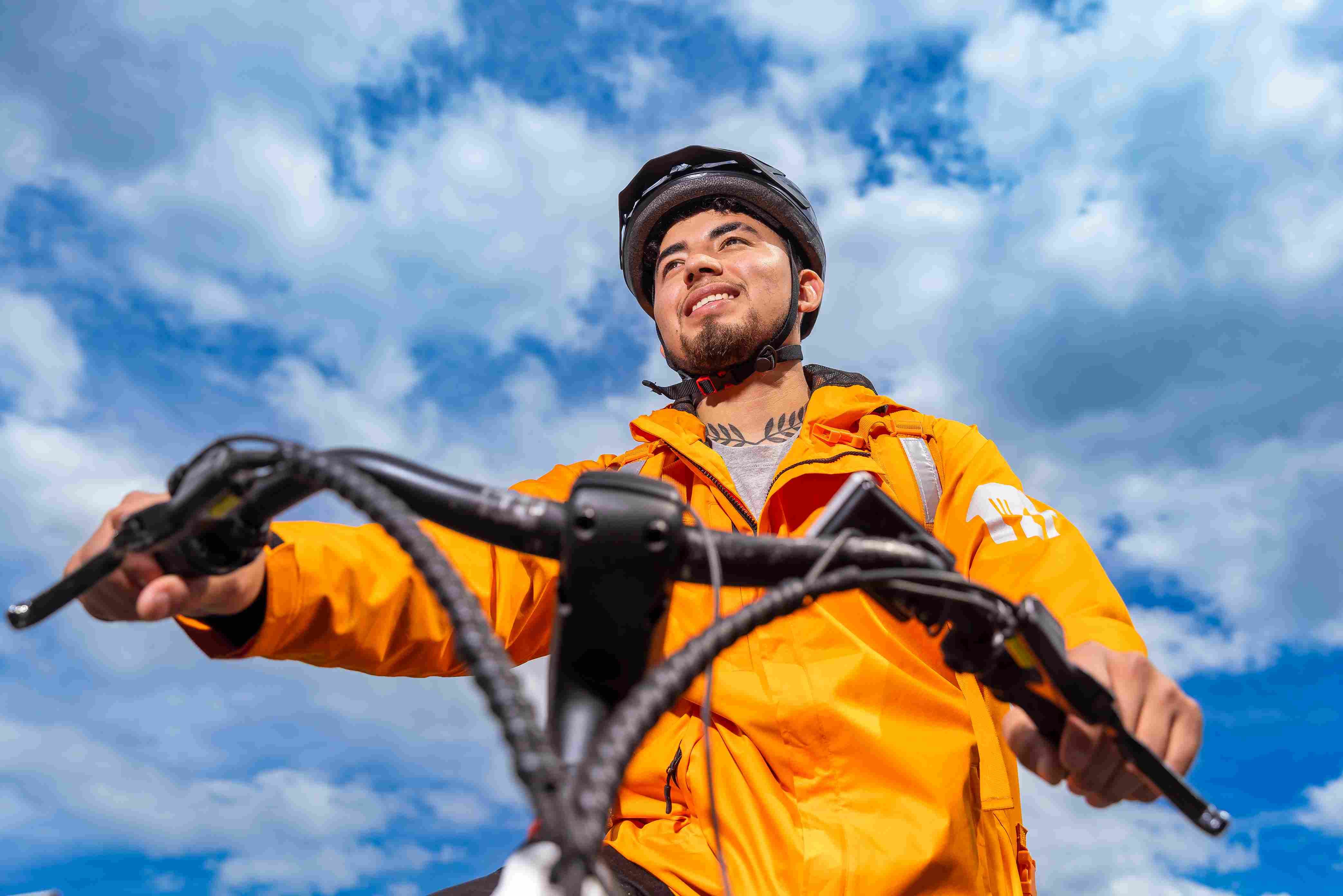 Salary, tips & bonuses for couriers